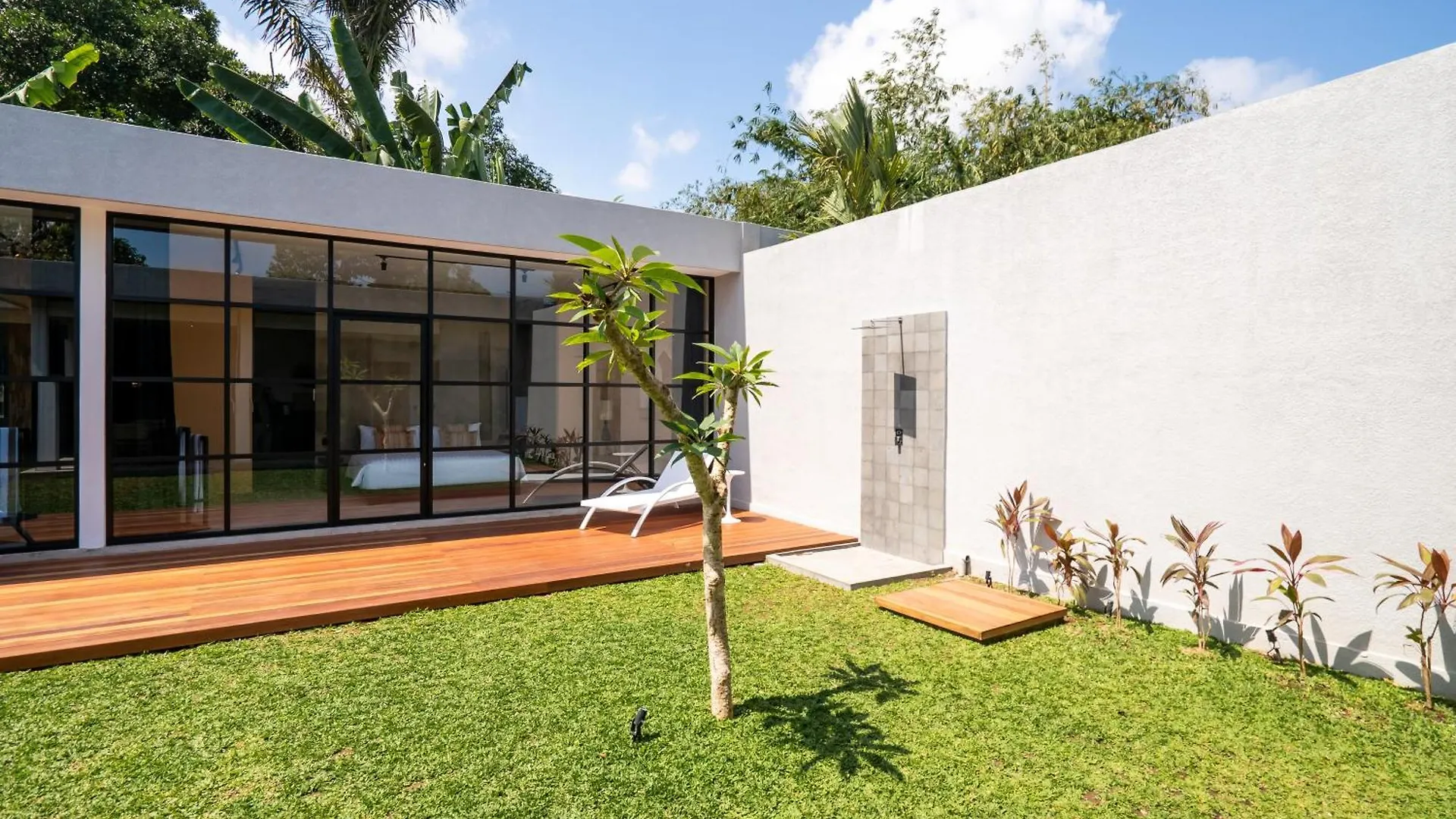 Rouge - Loft Noon Villa Ubud Indonesien