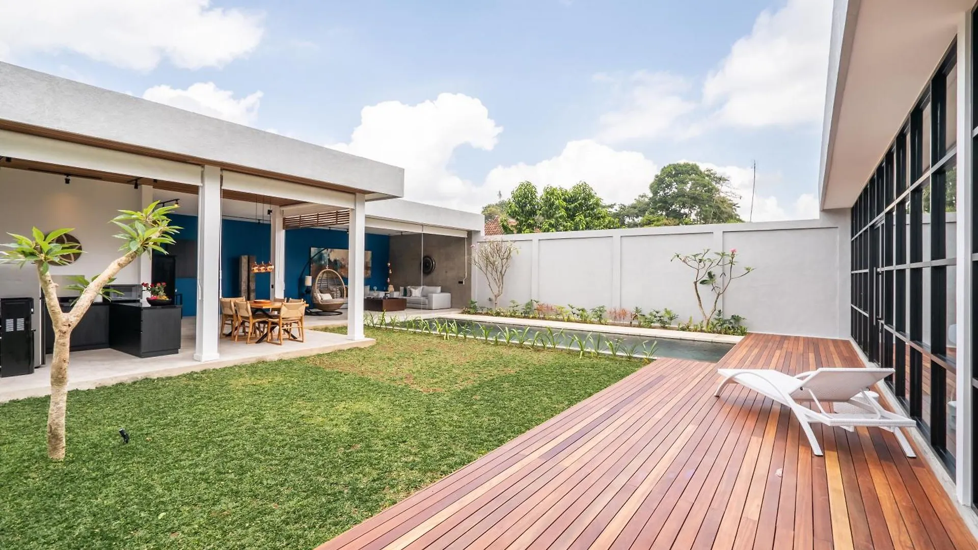 Rouge - Loft Noon Villa Ubud