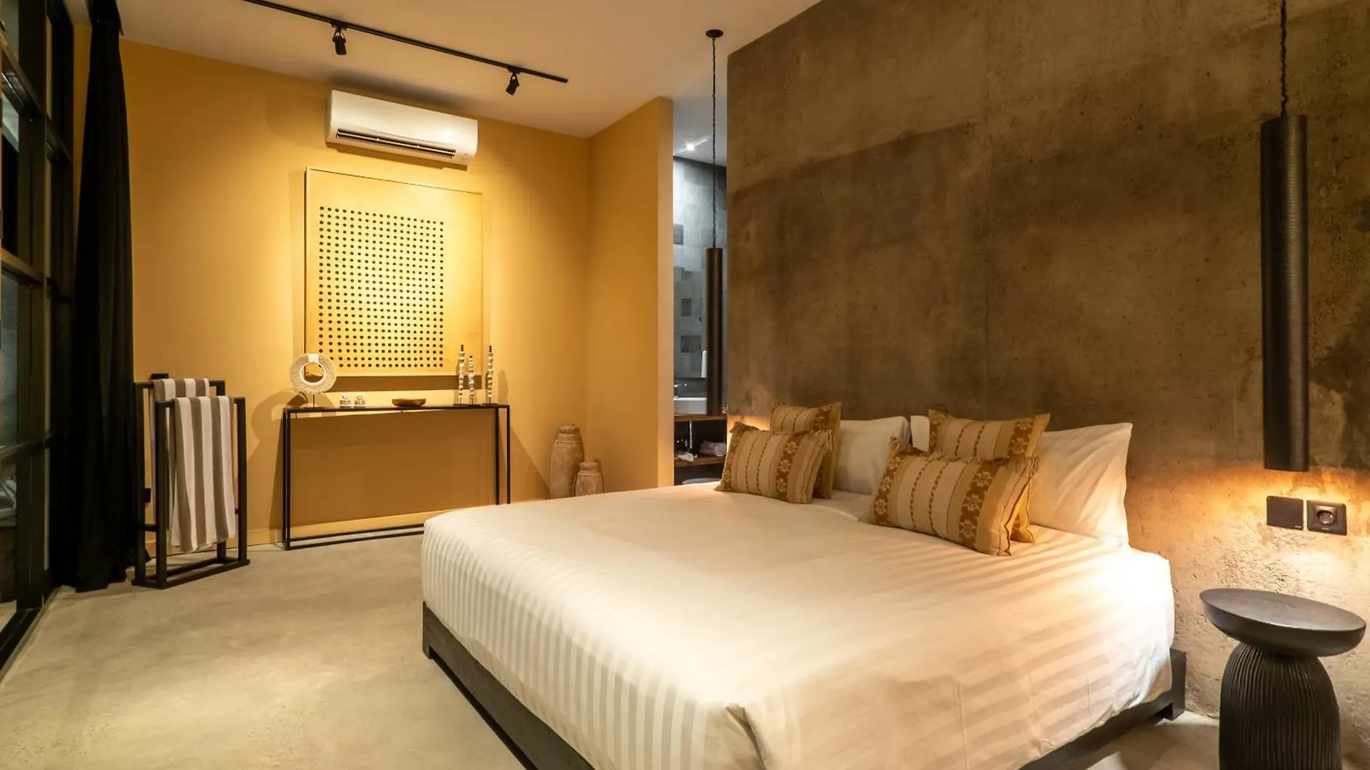 Rouge - Loft Noon Villa Ubud  0*, Ubud (Bali)